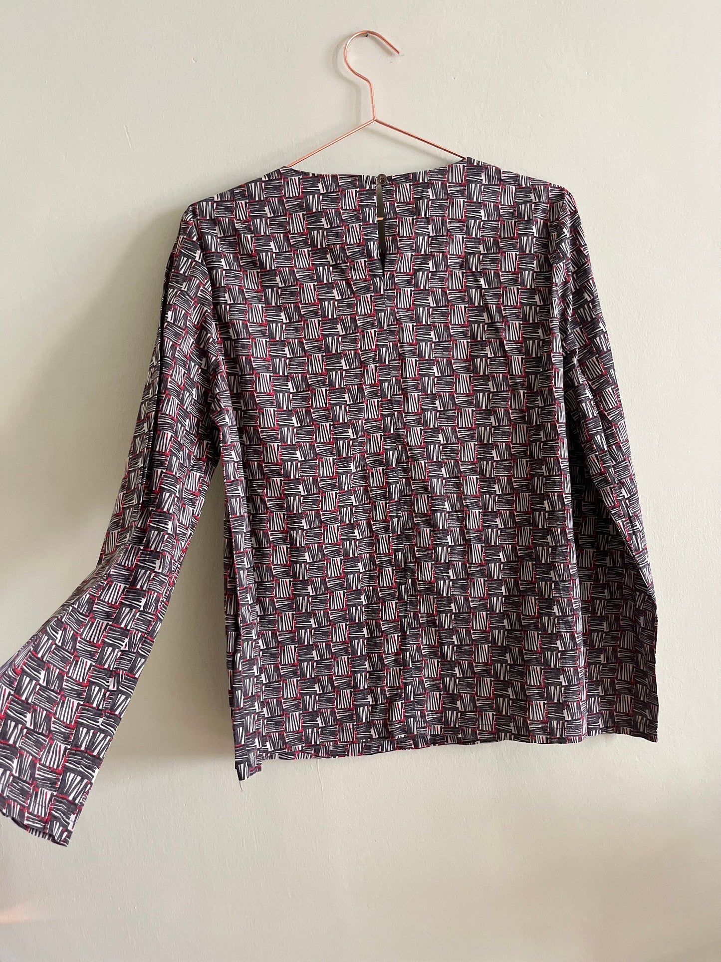 Laura Urbinati Top - Size 12